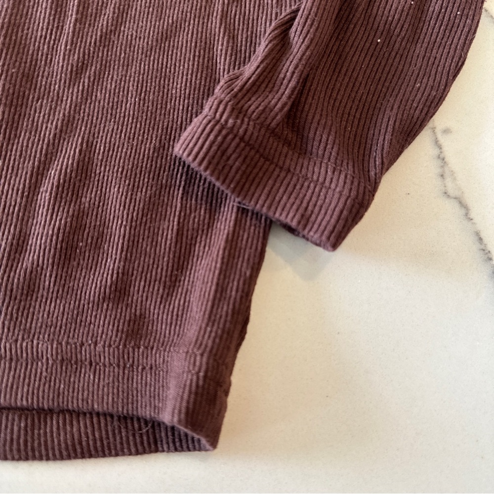 AVAUMA Ribbed Top - Picture 2 of 3